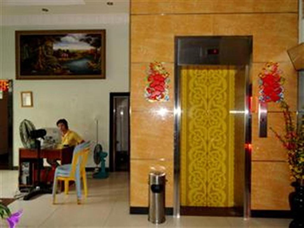 Khun Leng Guesthouse 프놈펜 외부 사진